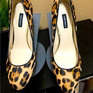 Nine West Leopard Calf Hair Dylan Pumps size 9